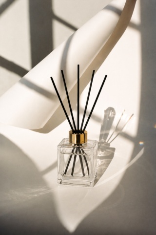 Dyfuzor zapachowy LUNA 100 ml | Bergamotka • Jaśmin • Wanilia