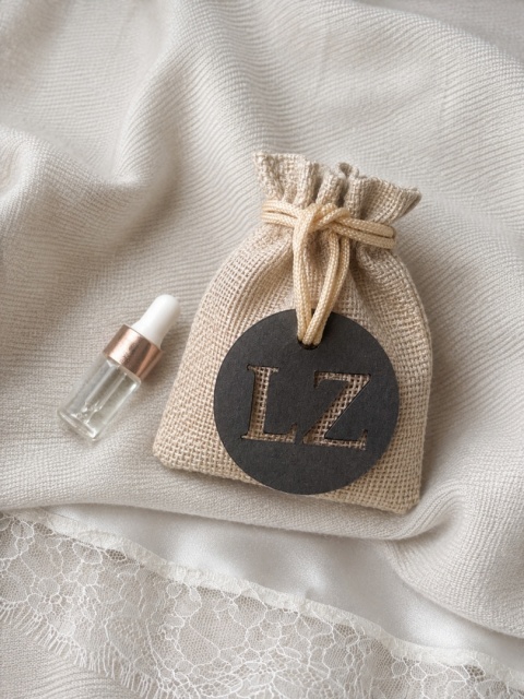 IVO — Scented Walnut Wood — perfumowane drewno orzechowe