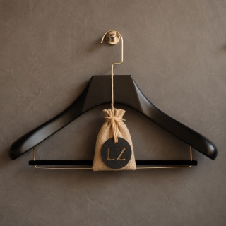 IVO — Scented Walnut Wood — perfumowane drewno orzechowe